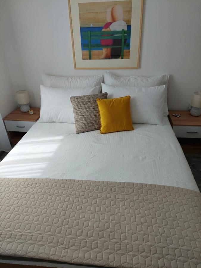 Apartman Olive Supetar Buitenkant foto